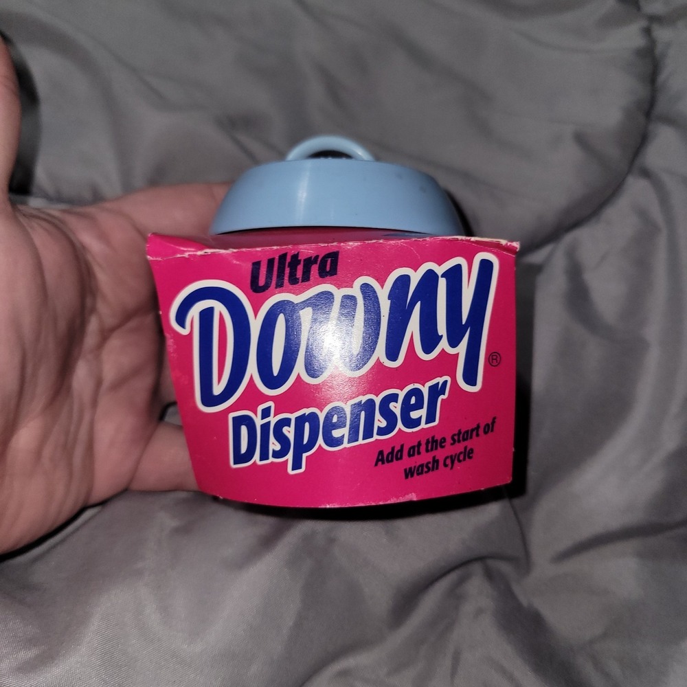 Downy Fabric Softener Dispenser Ball Laundry Floating Vtg 1996 NIP